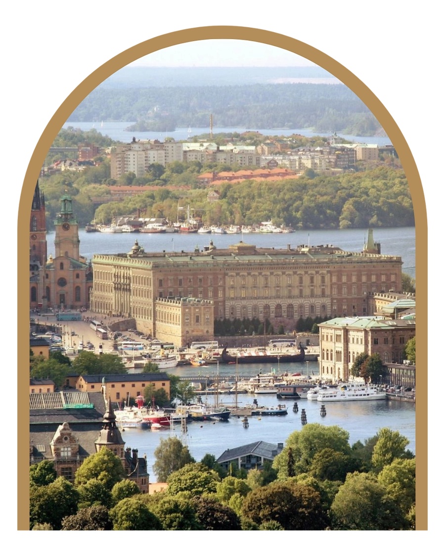 Kungliga Slottet i Stockholm en vacker disig sommardag